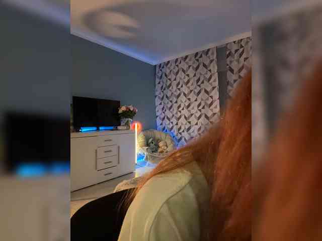 ShyAlya webcam