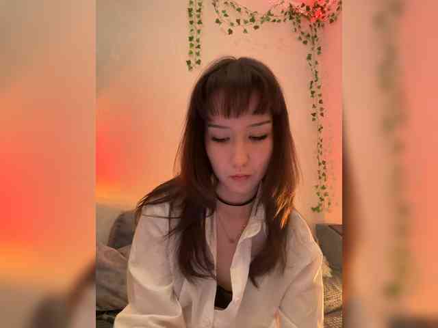 ShyAlya webcam