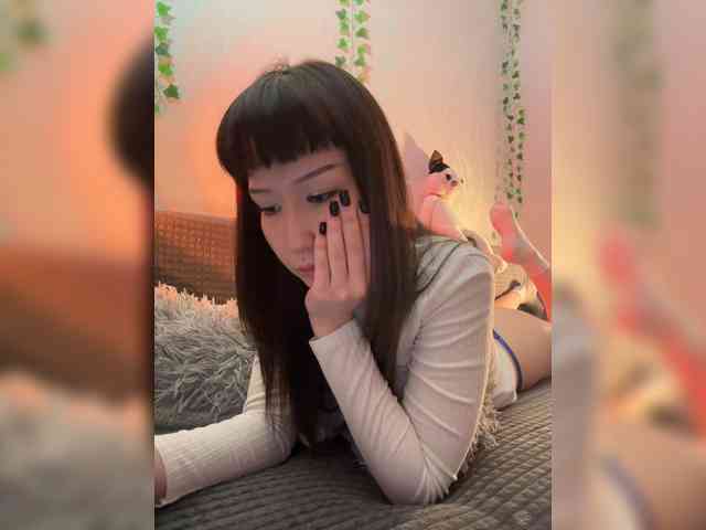 ShyAlya webcam
