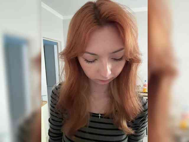ShyAlya webcam