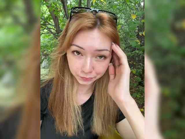 ShyAlya webcam