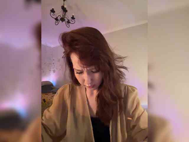 ShyAlya webcam