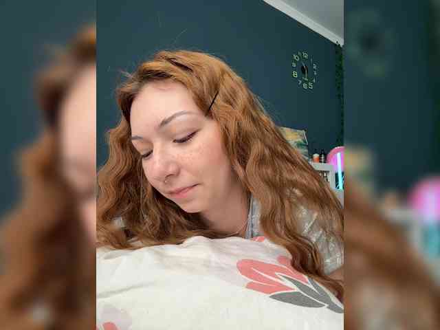 ShyAlya webcam
