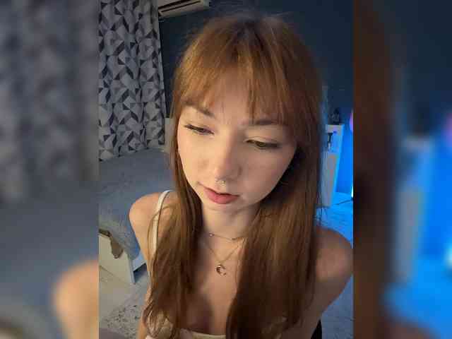 ShyAlya webcam