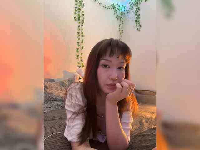 ShyAlya webcam