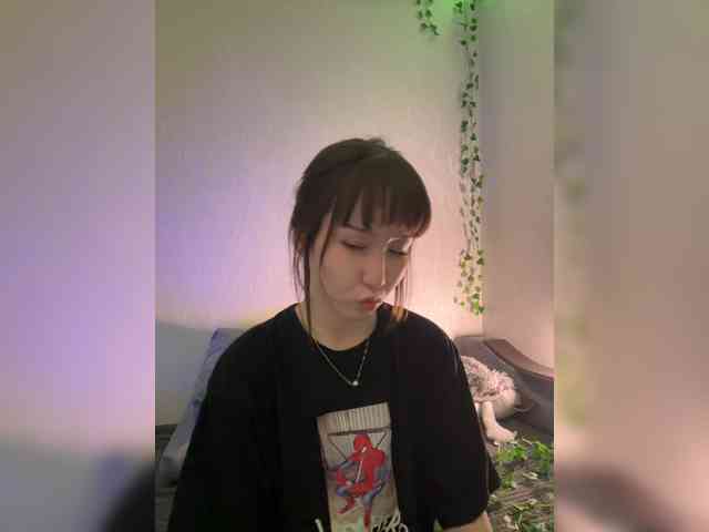 ShyAlya webcam