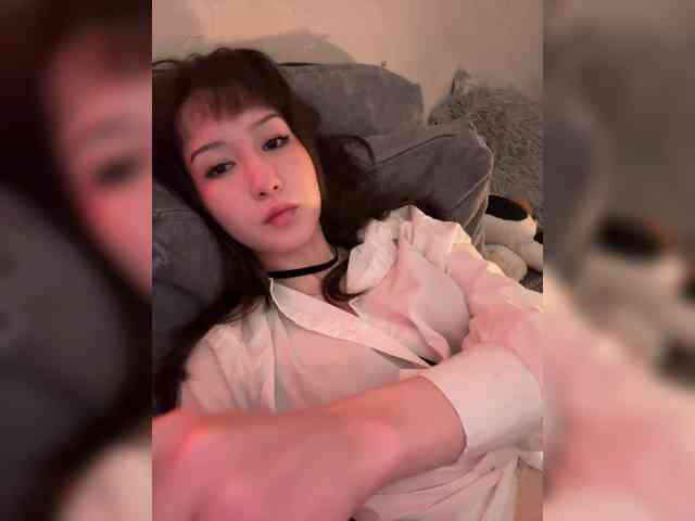 ShyAlya webcam