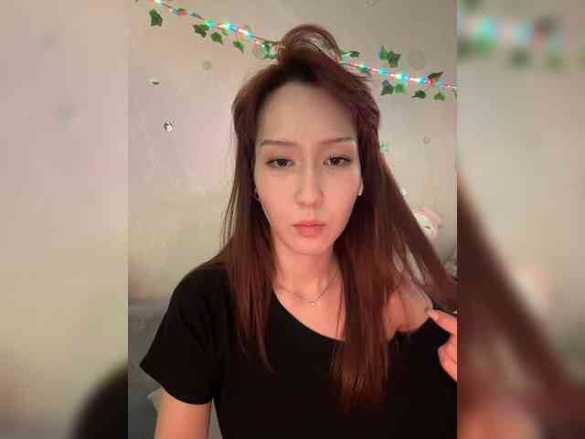 ShyAlya webcam