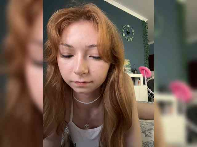 ShyAlya webcam