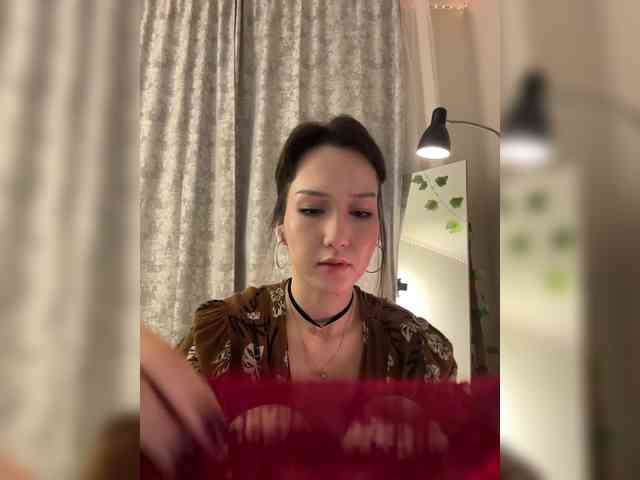 ShyAlya webcam
