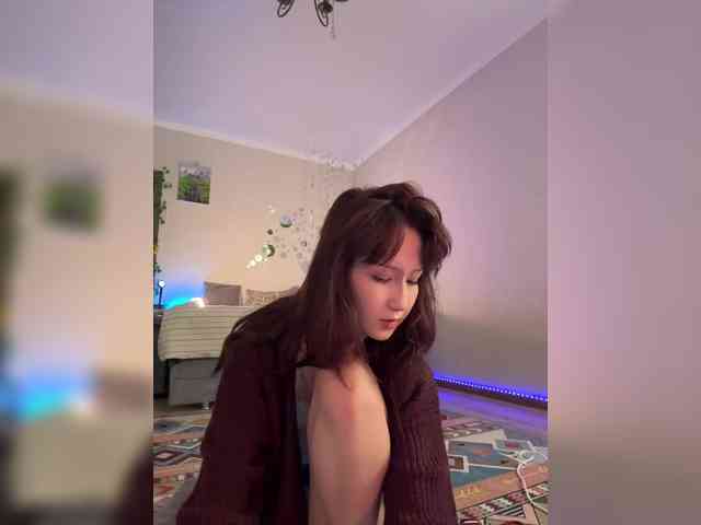 ShyAlya webcam