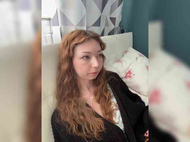 ShyAlya webcam