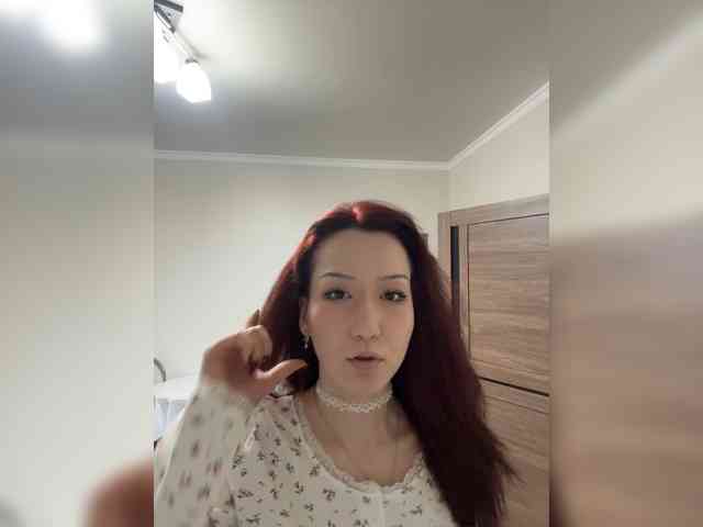 ShyAlya webcam