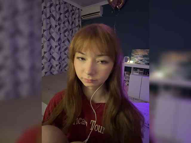 ShyAlya webcam