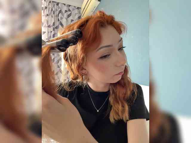 ShyAlya webcam