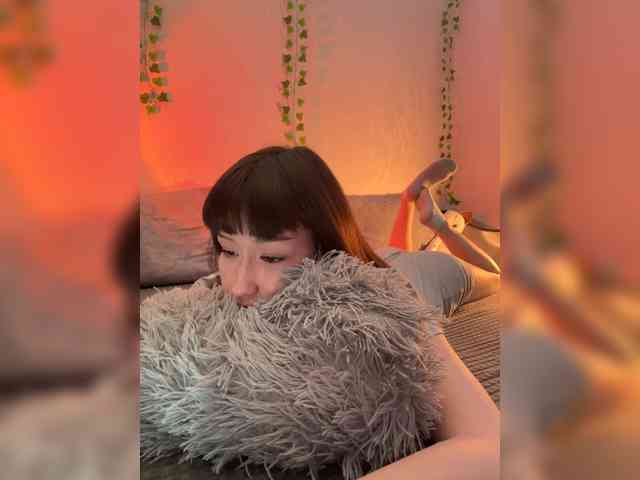 ShyAlya webcam