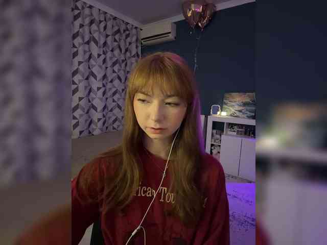 ShyAlya webcam