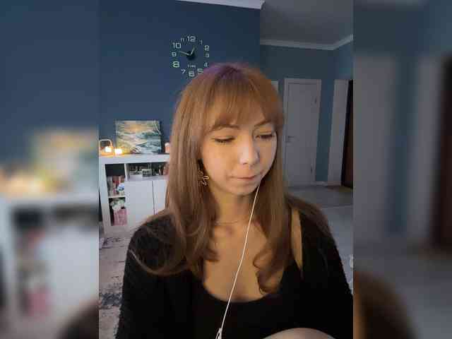 ShyAlya webcam