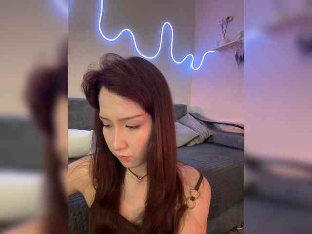 ShyAlya webcam