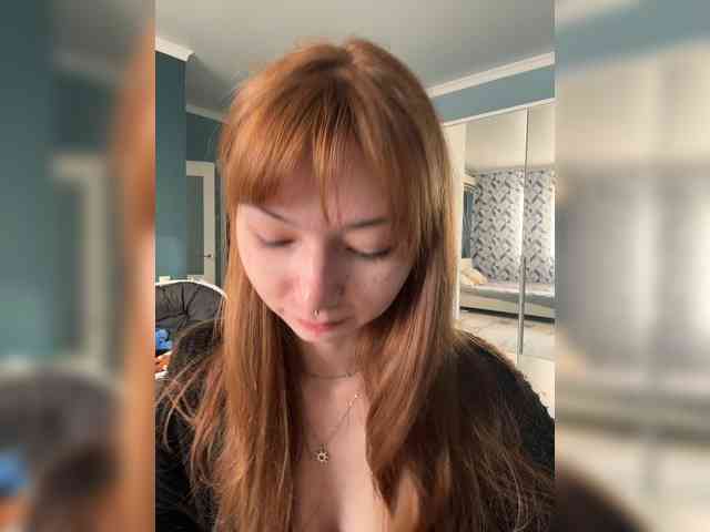 ShyAlya webcam