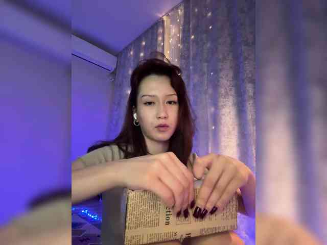 ShyAlya webcam