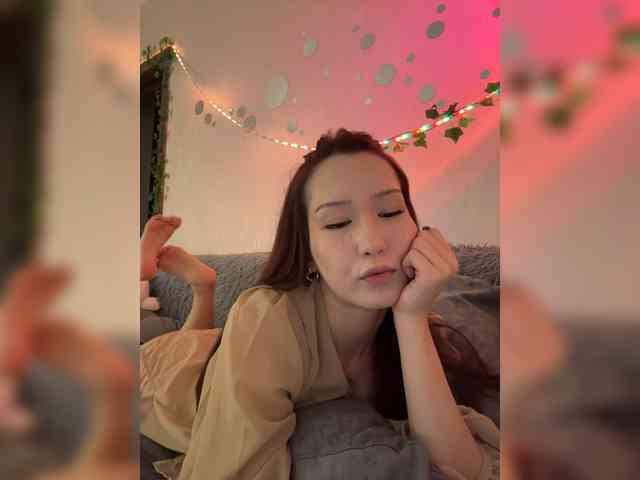 ShyAlya webcam