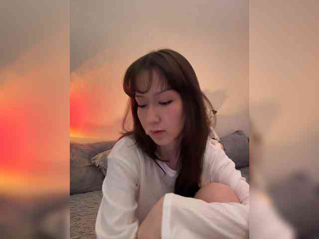 ShyAlya webcam