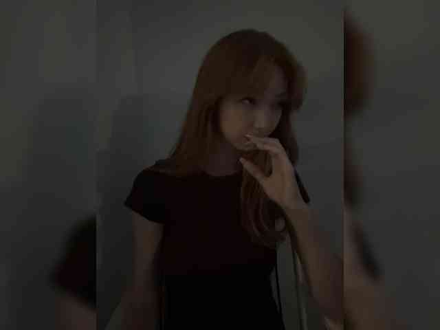 ShyAlya webcam