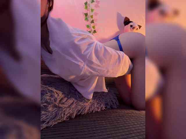 ShyAlya webcam