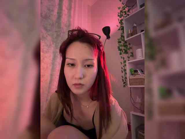 ShyAlya webcam