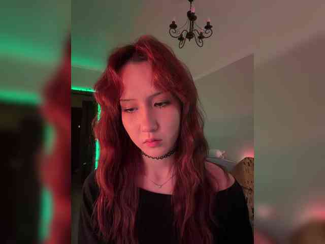 ShyAlya webcam
