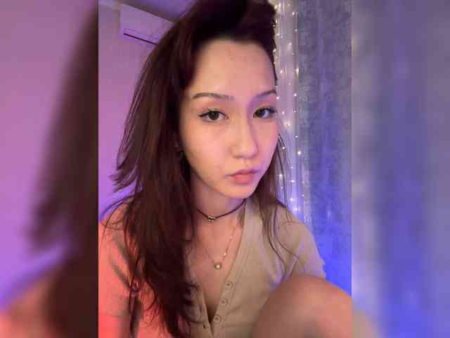 ShyAlya webcam
