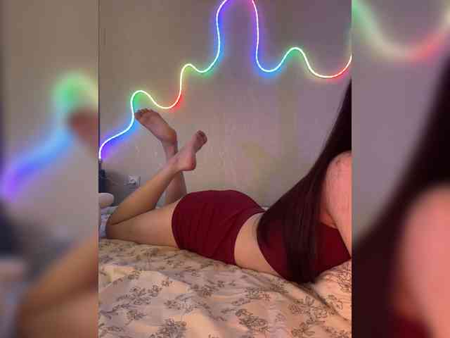 ShyAlya webcam