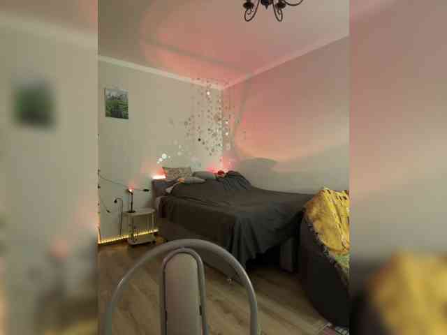 ShyAlya webcam