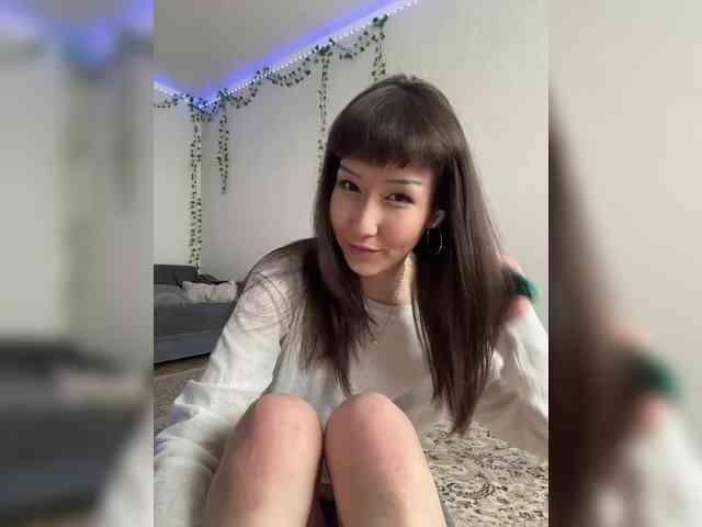 ShyAlya webcam