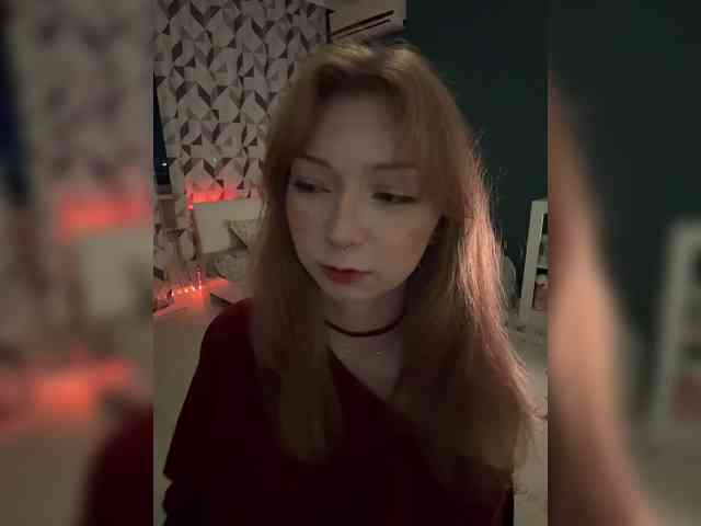 ShyAlya webcam