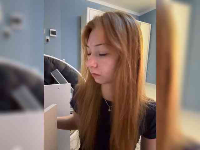 ShyAlya webcam