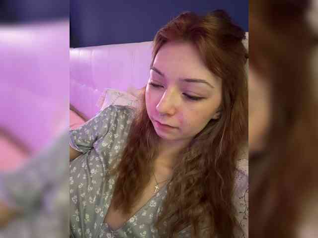 ShyAlya webcam