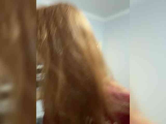 ShyAlya webcam