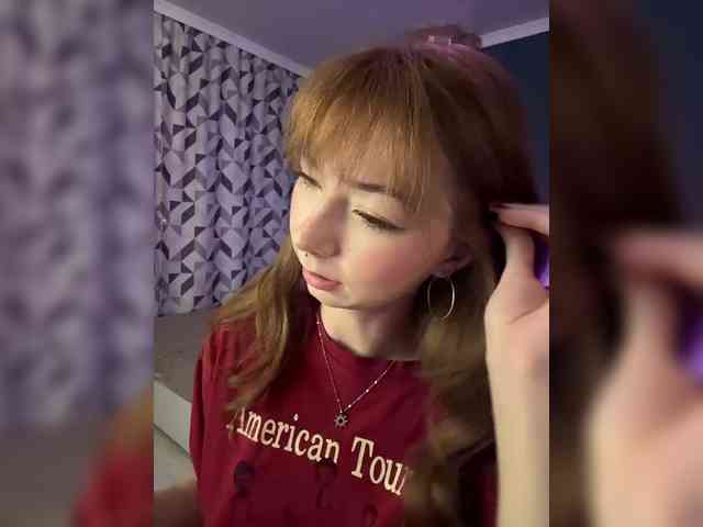 ShyAlya webcam