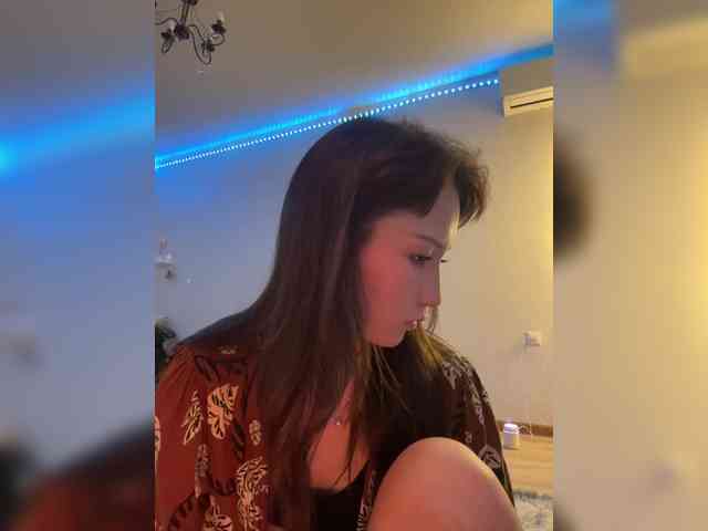 ShyAlya webcam