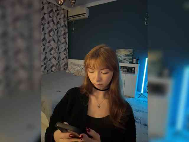 ShyAlya webcam
