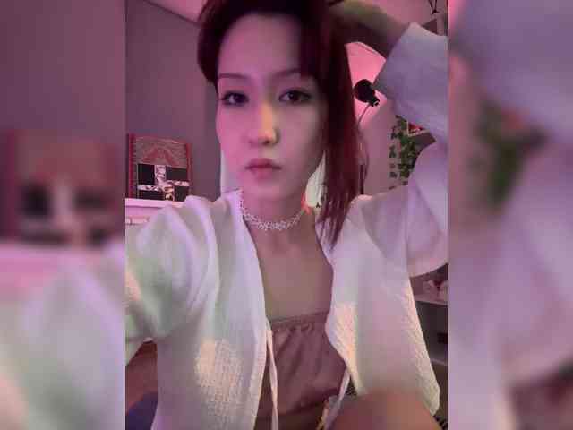 ShyAlya webcam