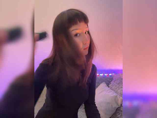 ShyAlya webcam