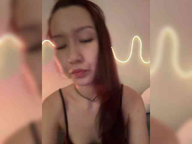 ShyAlya webcam