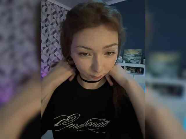 ShyAlya webcam