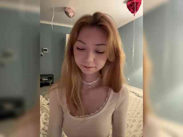 ShyAlya webcam