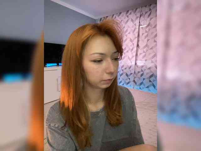 ShyAlya webcam