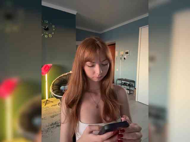 ShyAlya webcam