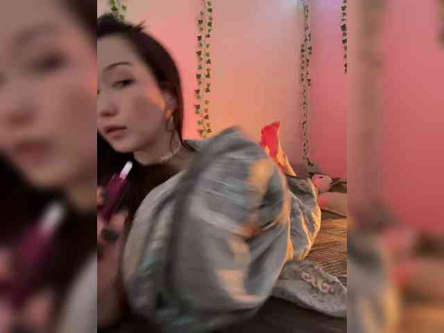 ShyAlya webcam